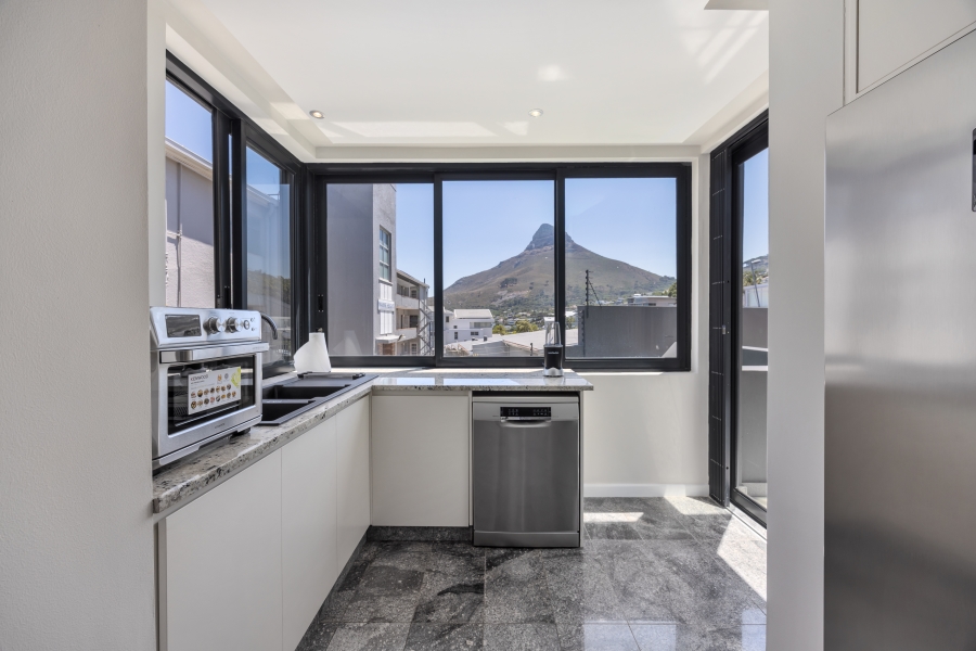To Let 4 Bedroom Property for Rent in Camps Bay Western Cape